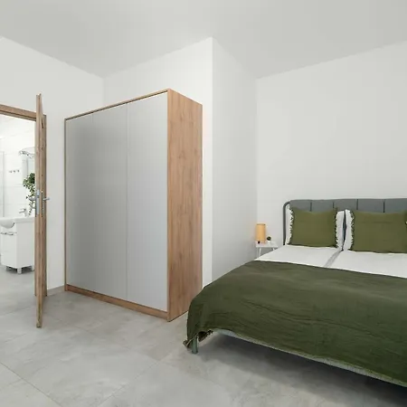 Lejlighed Slowackiego Bright Close To Mtp By Renters *