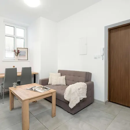 Apartment Slowackiego Bright Close To Mtp By Renters