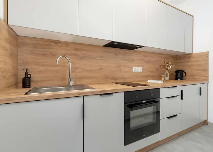 Slowackiego Bright Close To Mtp By Renters