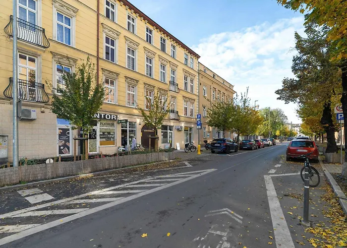 Slowackiego Bright Close To Mtp By Renters