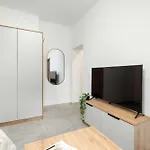 Slowackiego Bright Close To Mtp By Renters